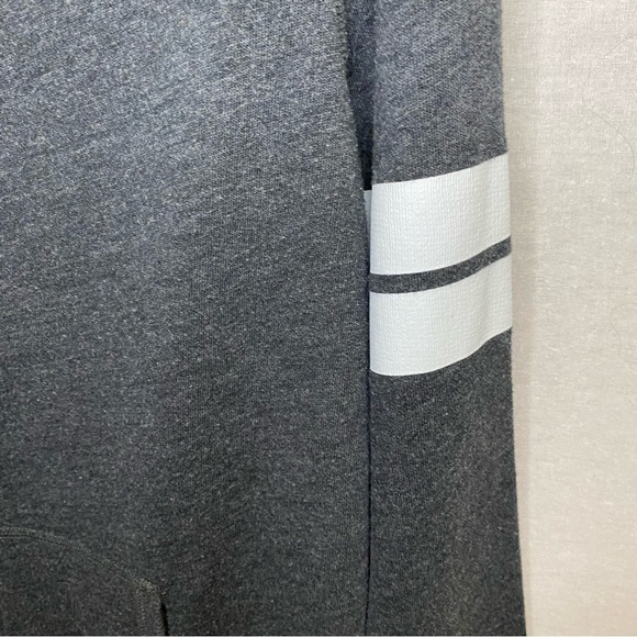 Victoria's Secret Angel Grey Sweatshirt Fleece Zipper Hoodie Women's Size Small - Picture 5 of 15